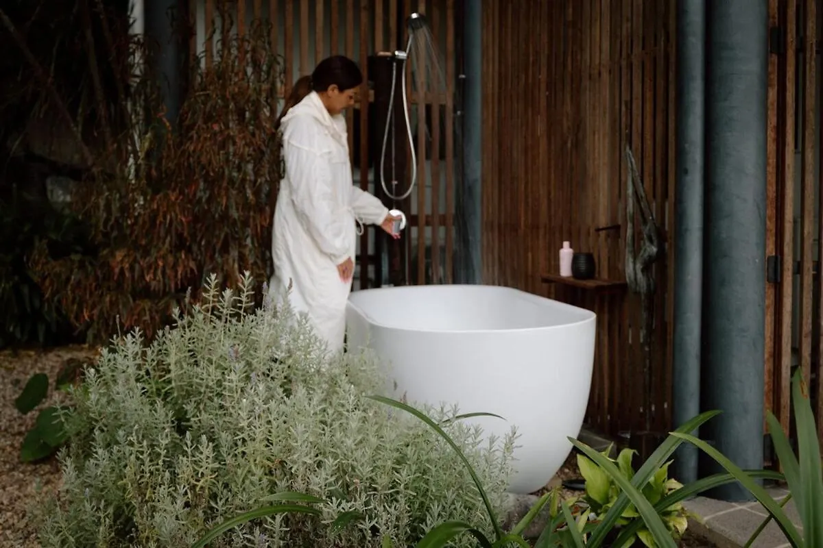 Luxury Hilltop Hideaway Private Outdoor Bath Stunning Hinterland Views 梅普尔顿 度假居